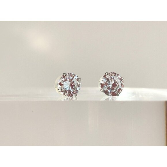 Sterling Silver Vintage Round Cut Solitaire Minimalist Stud Earrings - Picture 4 of 8